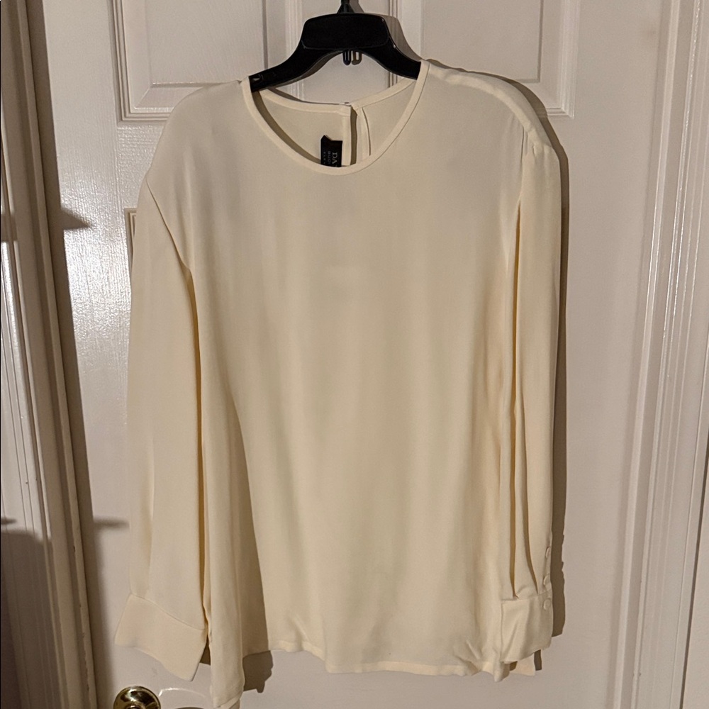Dana Buchman Elements Women’s Cream Long-Sleeve Silk Blouse with Button Cuffs